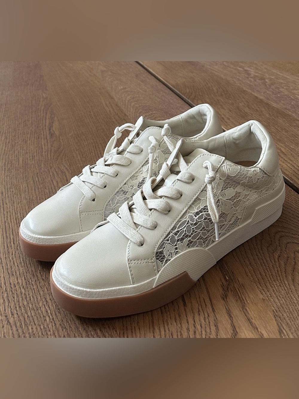 NWOT. Dolce Vita Cream Lace Platform Sneakers with Blush Accent Size 9
